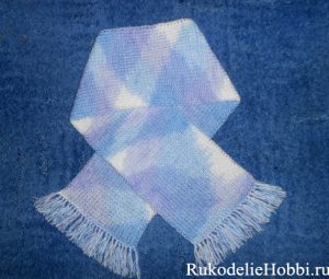 Вяжем детский шарфик с бахромой